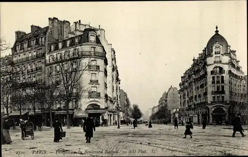 Ak Paris, Perspective du Boulevard Raspail, Kreuzung, Passanten, Eckhäuser