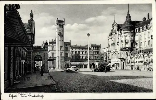 Ak Erfurt in Thüringen, Am Bahnhof