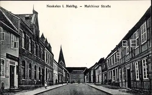 Ak Neukalen in Mecklenburg, Malchiner Straße