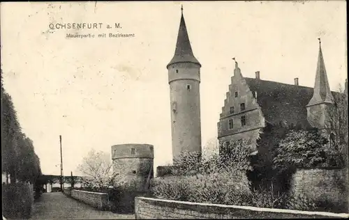 Ak Ochsenfurt am Main Unterfranken, Mauerpartie mit Bezirksamt