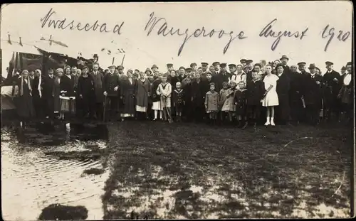 Foto Ak Nordseebad Wangerooge in Ostfriesland, Urlaubsgäste am Strand, August 1920