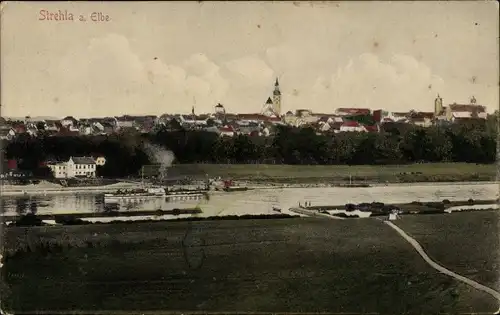 Ak Strehla an der Elbe Sachsen, Gesamtansicht, Dampfer