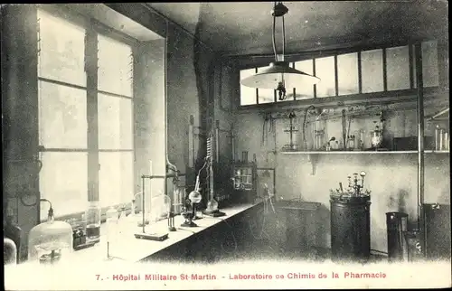 Ak Paris X, Hopital Militaire St. Martin, Laboratoire de Chimie de la Pharmacie, Innansicht, Labor