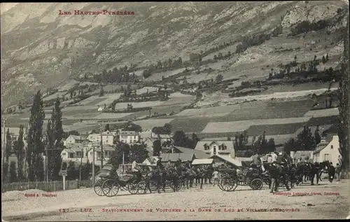 Ak Luz Hautes-Pyrénées, Stationnement de Voitures a la Gare