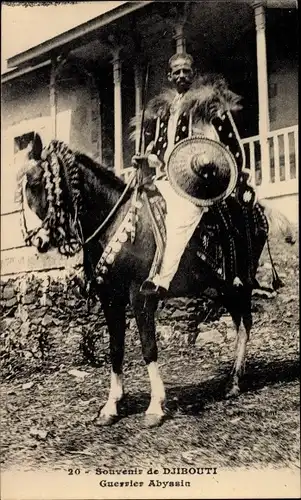 Ak Djibouti Dschibuti, Guerrier Abyssin, Abessinischer Krieger, Schild, Schwert, Pferd, Reiter