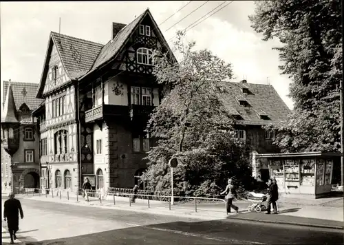 Ak Meiningen in Südthüringen, Henneberger Haus in der Georgstraße