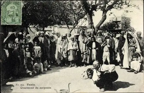 Ak Tunis Tunesien, Charmeur de serpents, Schlangenbeschwörer