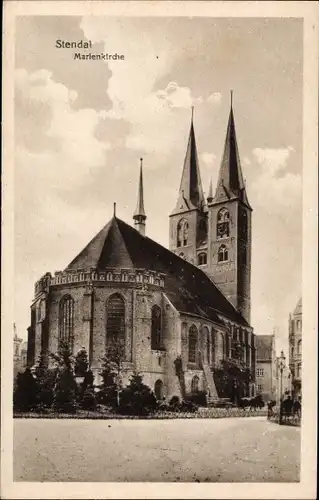 Ak Stendal in der Altmark, Marienkirche, Außenansicht