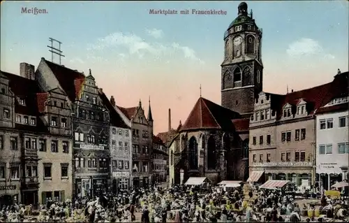 Ak Meißen in Sachsen, belebter Marktplatz mit Frauenkirche