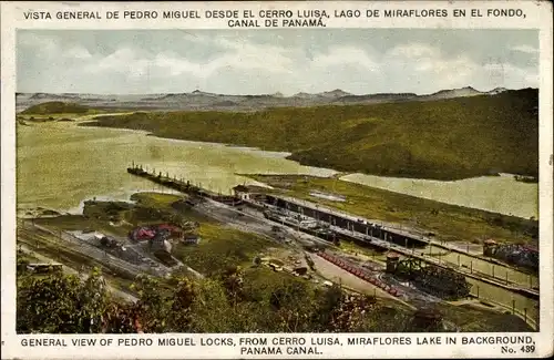 Ak Panama, Vista General de Pedro Miguel desde el Cerro Luisa, Miraflores, Panamakanal, Schleuse