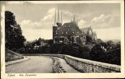 Ak Erfurt in Thüringen, Partie am Lauentor, Dom, Severikirche