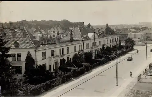 Foto Ak Klampenborg Dänemark, Straßenpartie