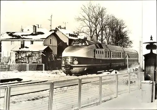 Ak Deutsche Eisenbahn, Karola und Karlex im Einsatz, Baureihe 175.0, Durchfahrt Hp. Kürbitz