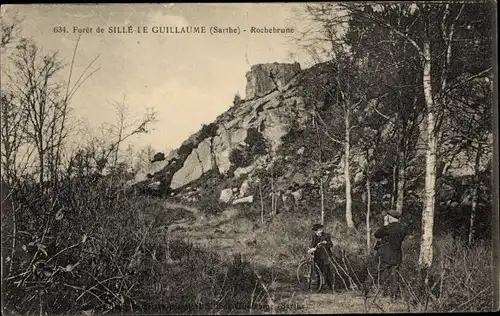 Ak Sillé le Guillaume Sarthe, Foret, Fotograf, Mann mit Fahrrad