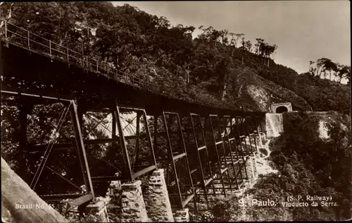 Ak São Paulo Brasilien, Viaducto da Serra, Eisenbahnstrecke, Gebirge