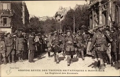 Ak Marseilles lès Aubigny Cher, Le Regiment des Ecossais, britannische Soldaten kehren Heim
