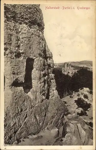 Ak Halberstadt am Harz, Partie in den Klusbergen, Felsen