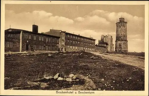 Ak Brocken Nationalpark Harz, Brockenhotel u. Brockenturm