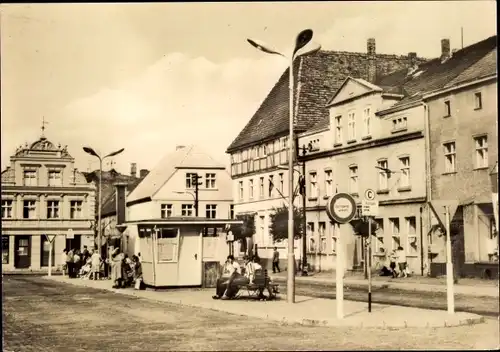 Ak Ueckermünde in Vorpommern, Karl-Marx-Platz