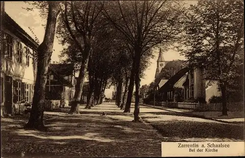 Ak Zarrentin am Schaalsee, Partie bei der Kirche