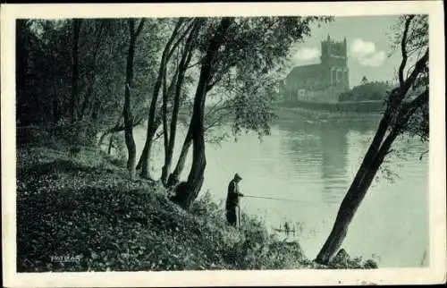 Ak Mantes Yvelines, La Collegiale vue de l'Isle aux Dames