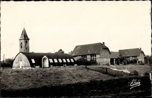 Ak Sainte Marguerite d´Elle, Lison Calvados, Gare, Chapelle et Groupe Scolaire