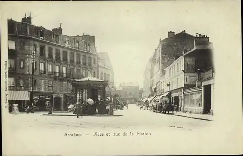 Ak Asnières-sur-Seine Hauts-de-Seine, Place et rue de la Station