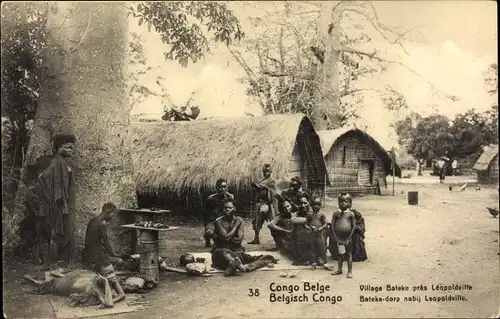 Ganzsachen Ak Kinshasa Léopoldville DR Kongo Zaire, Village Bateke