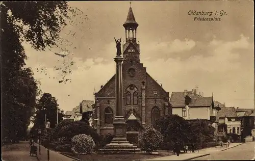 Ak Oldenburg im Großherzogtum Oldenburg, Friedensplatz, Kirche, Denkmal