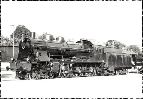 Ak Dampflokomotive im Bahnhof