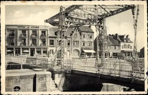 Ak Nieuport Nieuwpoort Westflandern, Pont et Écluses de l'Yser