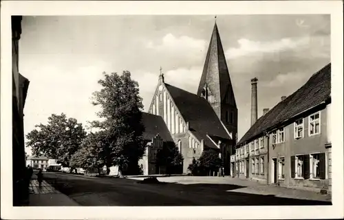 Ak Röbel an der Müritz, St. Nicolai Kirche