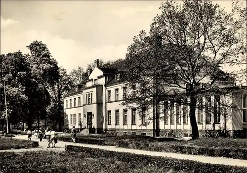 Ak Biendorf im Kreis Rostock, Agraringenieurschule, Hauptgebäude