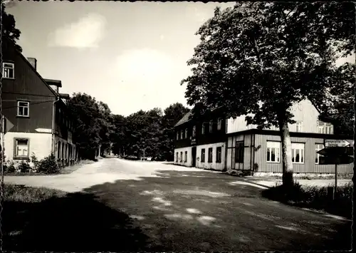 Ak Schwarzenberg im Erzgebirge Sachsen, Straßenpartie, Jägerhaus