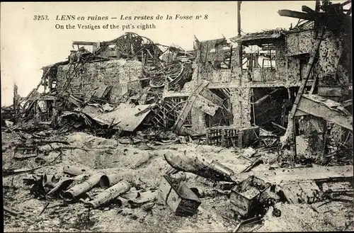 Ak Lens Pas de Calais, Les restes de la Fosse no 8, Kriegszerstörungen, Ruinen, 1. Weltkrieg