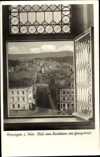 Ak Meiningen in Südthüringen, Blick durch das Kirchturmfenster zur Georgstraße