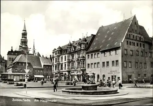 Ak Zwickau in Sachsen, Am Hauptmarkt, Geschäfte und Passanten