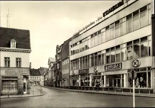 Ak Cöthen Köthen in Anhalt, am Holzmarkt, Konsum Warenhaus, Kontakt
