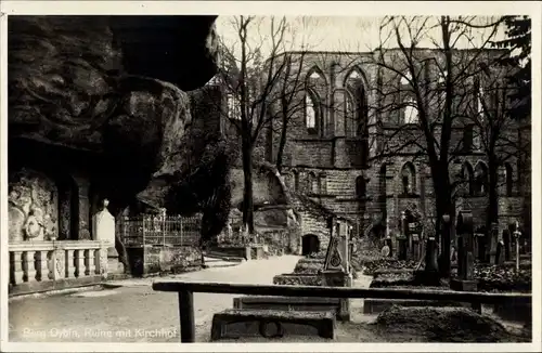 Ak Oybin in der Oberlausitz, Berg Oybin, Ruine mit Kirchhof