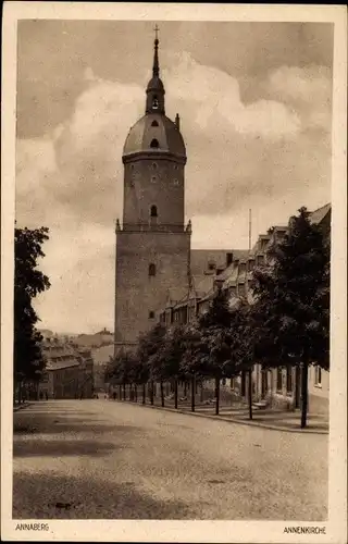 Ak Annaberg Buchholz Erzgebirge, Straßenpartie mit Blick auf die Annenkirche