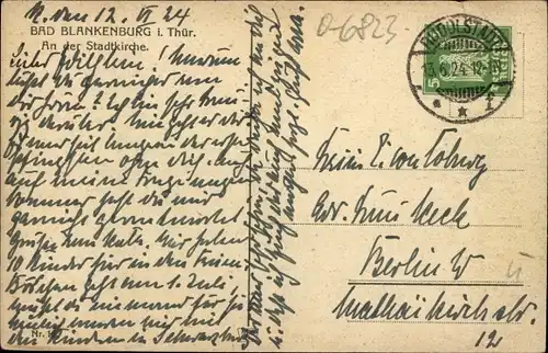 Ak Bad Blankenburg Thüringen, Straßenpartie An der Stadtkirche