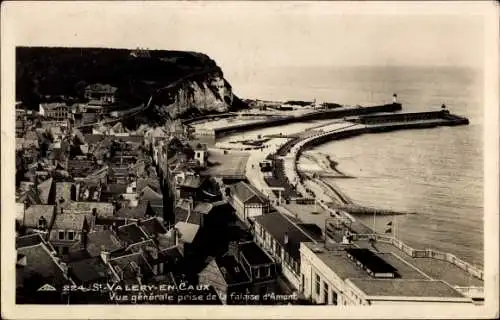 Ak Saint Valery en Caux Seine Maritime, Vue générale prise de la falaise d'Amont