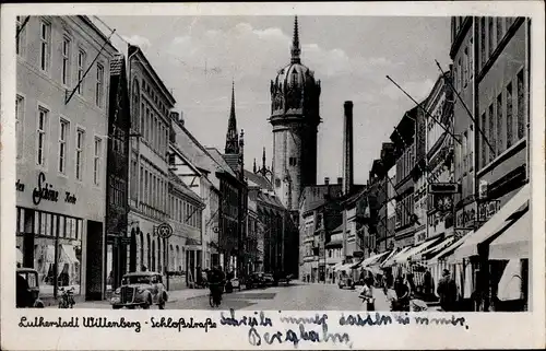 Ak Lutherstadt Wittenberg in Sachsen Anhalt, Die Schloßstraße, Turm, Geschäfte