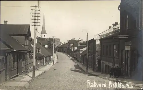 Foto Ak Pikk Rakvere Wesenberg Estland, Pikk tänav, Straßenpartie im Ort