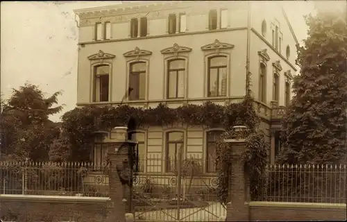Foto Ak Kaldenkirchen Nettetal am Niederrhein, Partie an einer Villa