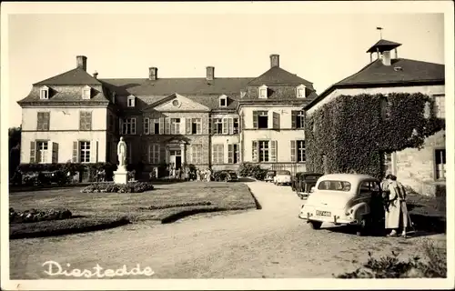 Foto Ak Diestedde Wadersloh in Westfalen, Schloss, Park, Auto