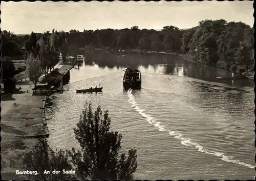 Ak Bernburg an der Saale, Teilansicht an der Saale