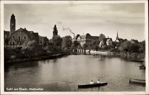 Ak Kehl am Rhein, Blick auf den Stadtweiher, Paddelboot