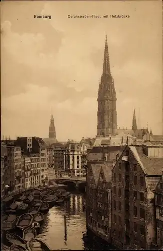 Ak Hamburg Mitte Altstadt, Deichstraßen-Fleet mit Holzbrücke, Boote