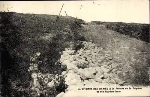 Ak Filain Aisne, Le Chemin des Dames a la Ferme de la Royere